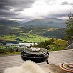 Family Cabin, Sunny Terrace And Amazing Views Feriehus Voss