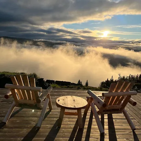 別荘 Family Cabin, Sunny Terrace And Amazing Views *