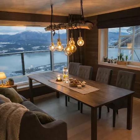 Family Cabin, Sunny Terrace And Amazing Views 別荘